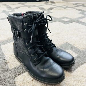 UGG boots Kesey size 7 waterproof leather black gray wool waterproof lace zip up